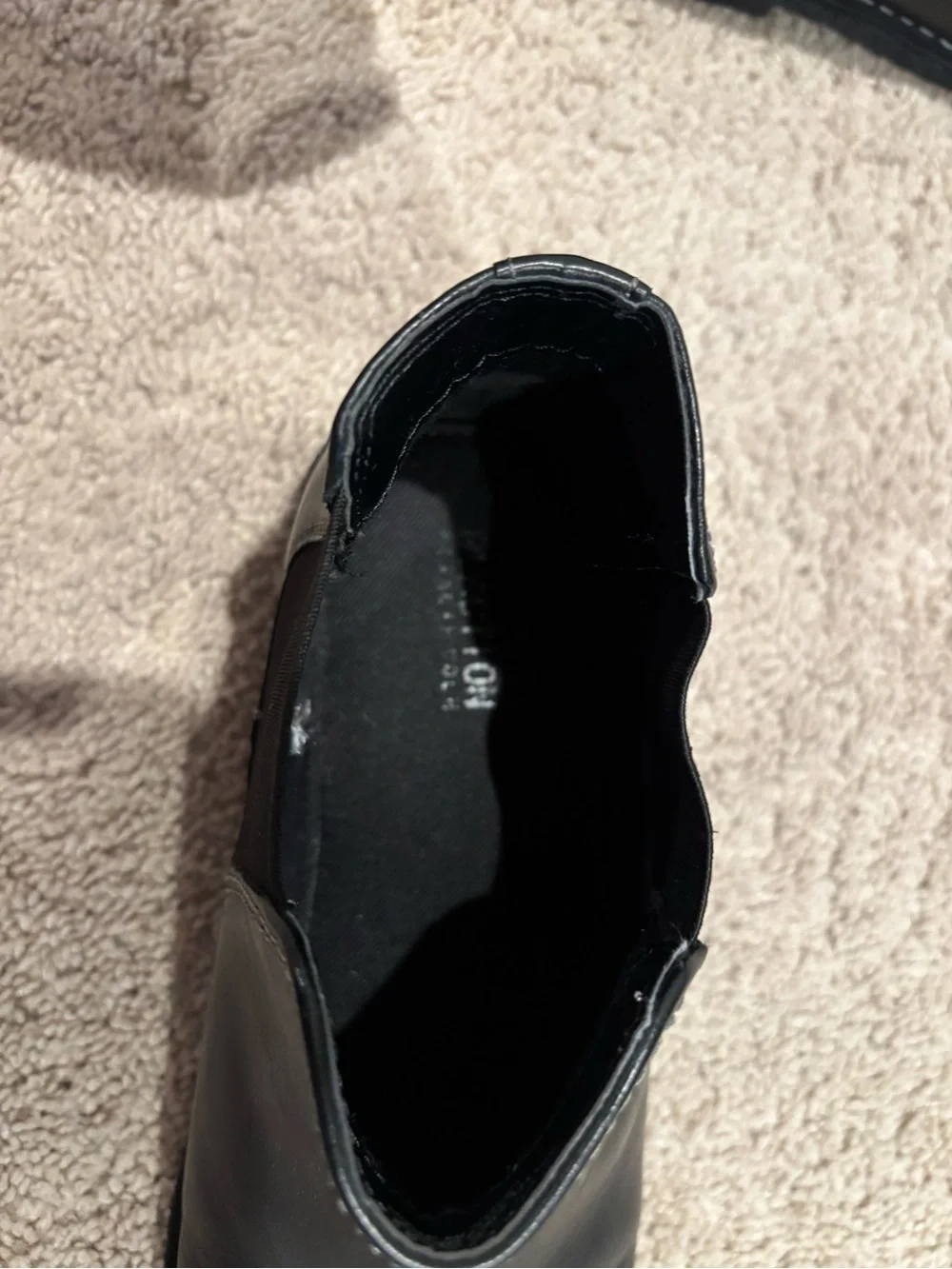 Kenneth Cole Reaction Black Leather Chukka Boots